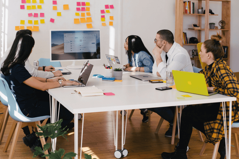 choosing the right web design agency